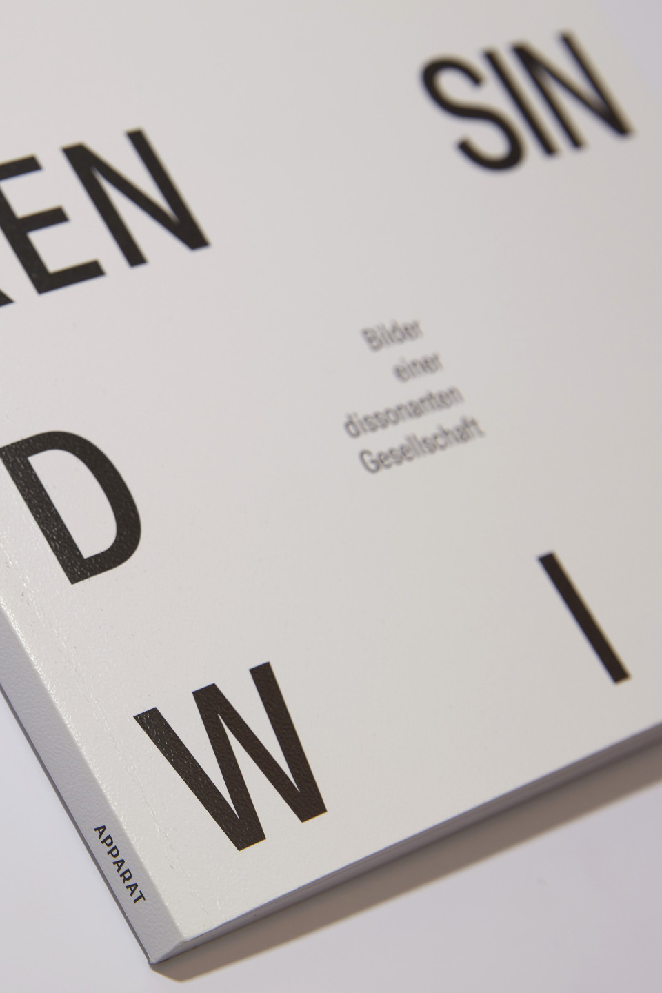 DIE ANDEREN SIND WIR