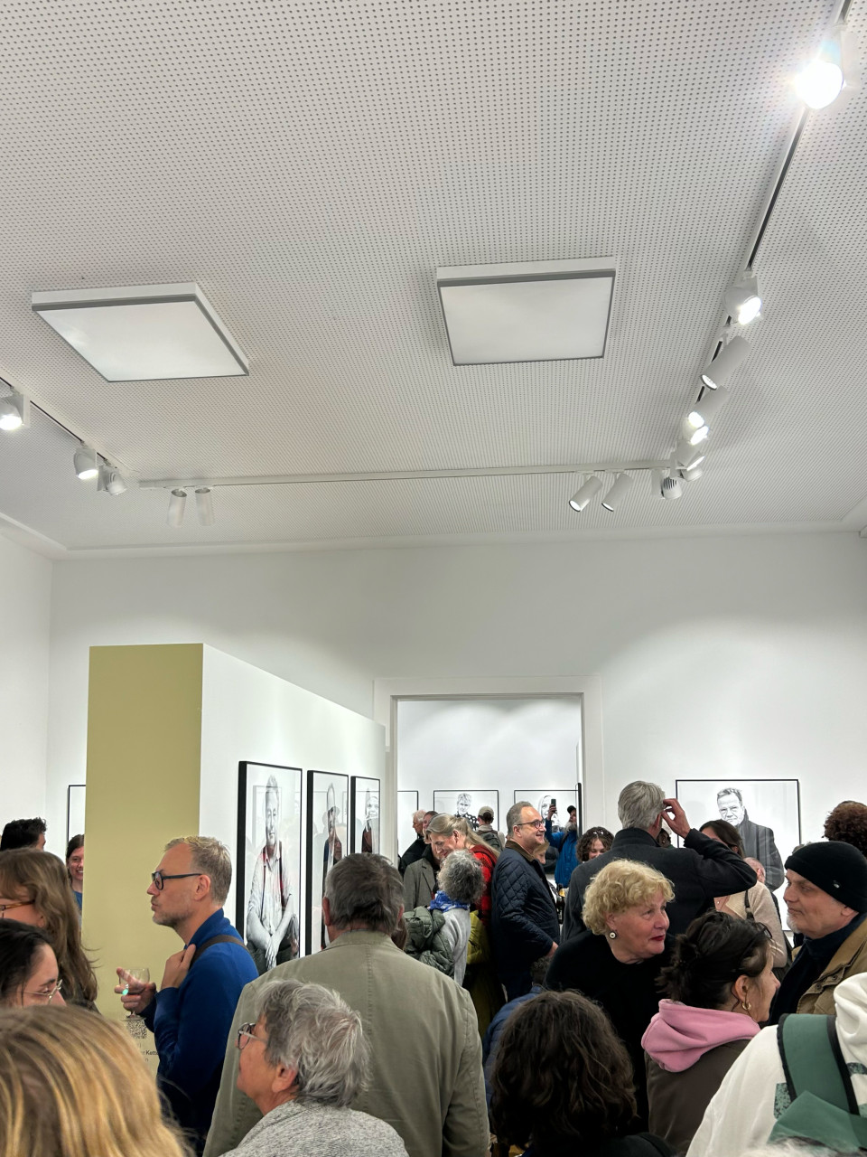 Die Kette Exhibition