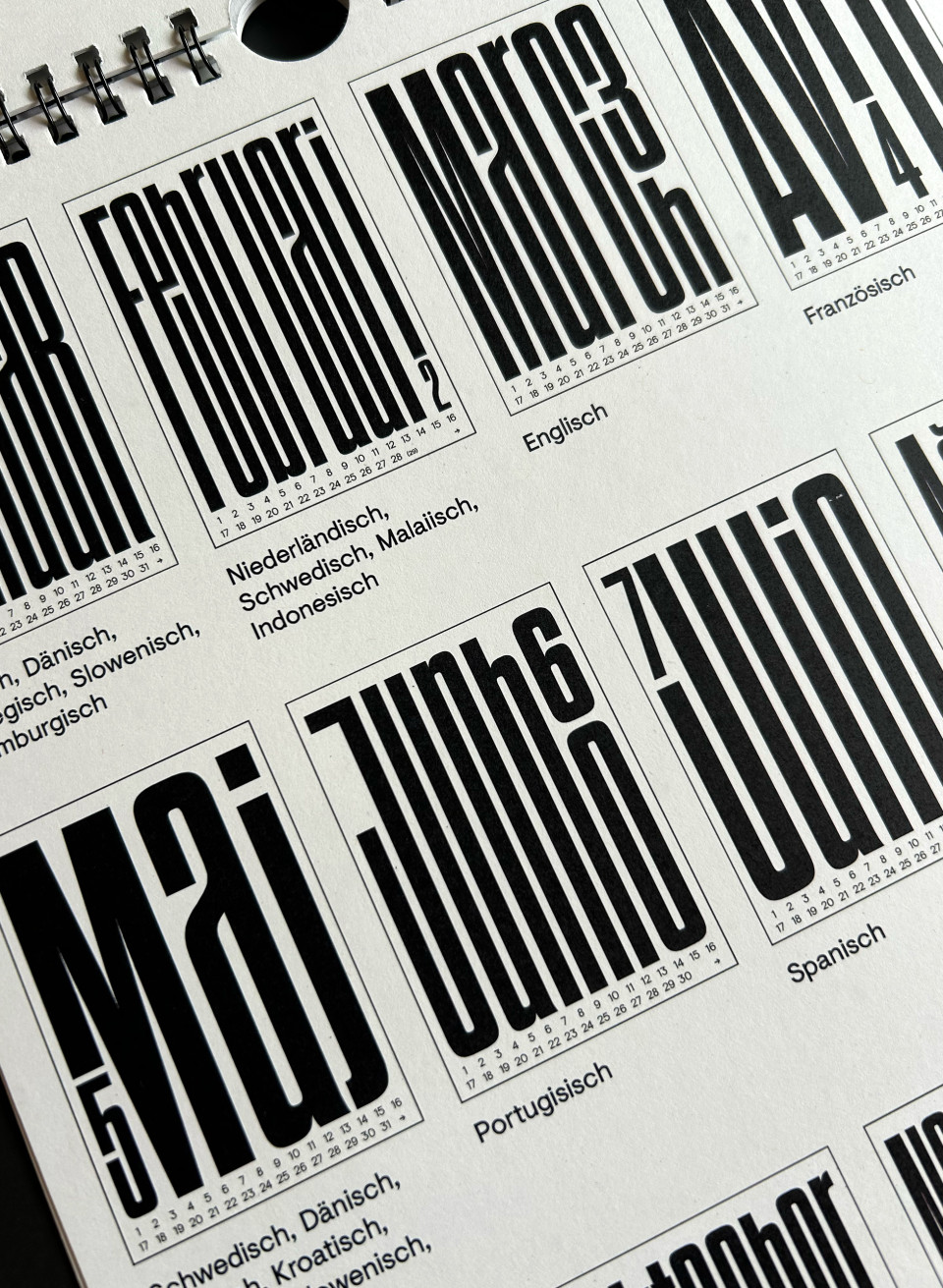 Studio Calendar – small